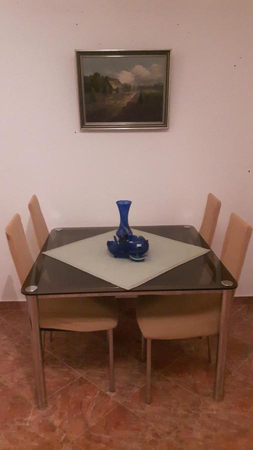 Apartmani Jureta Okrug Gornji Kültér fotó