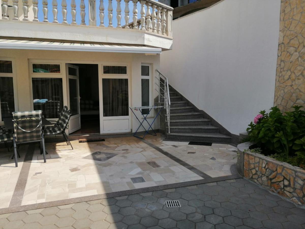 Apartmani Jureta Okrug Gornji Kültér fotó