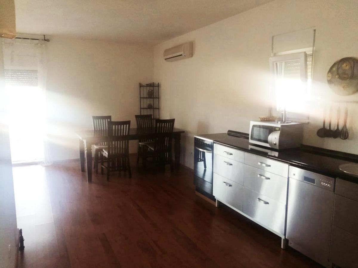 Apartmani Jureta Okrug Gornji Kültér fotó