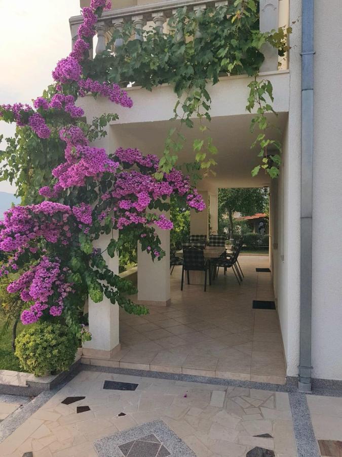 Apartmani Jureta Okrug Gornji Kültér fotó