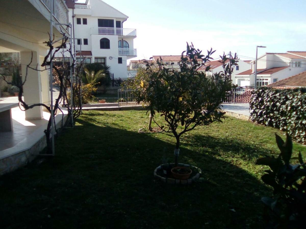 Apartmani Jureta Okrug Gornji Kültér fotó