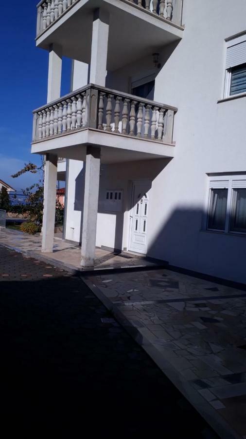 Apartmani Jureta Okrug Gornji Kültér fotó